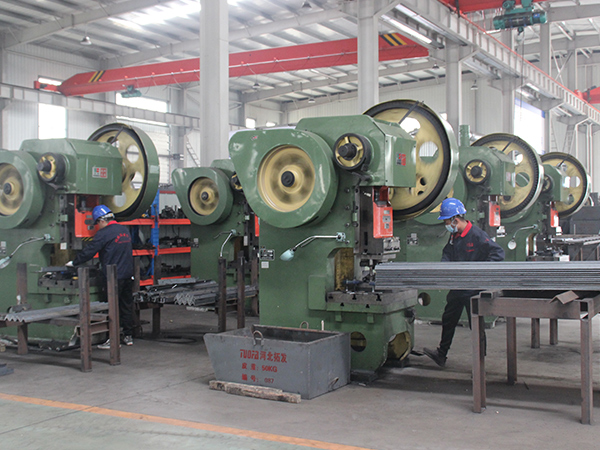 专业的热锻造，异型件生产地